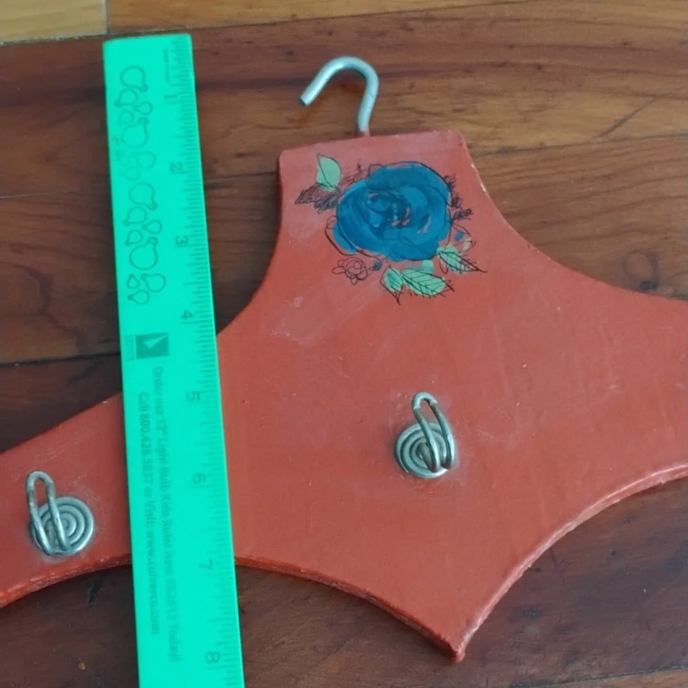 Vintage BAUERNMALEREI WOOD JEWELRY DISPLAY HOOK RED GERMAN
